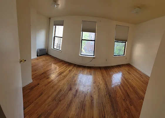 Rented by Voro New York | media 13