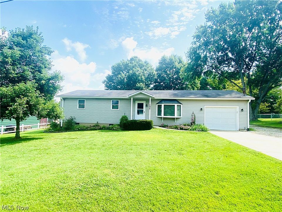 1st image of 106 Oak Dr