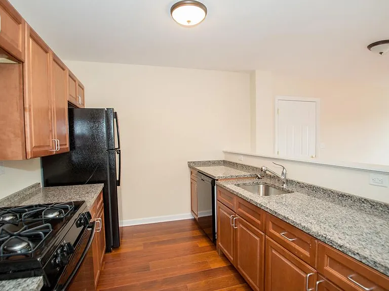 293 Naugatuck Ave #3 — Photo 4