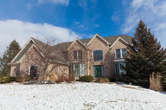 1st image of 6389 Vineyard Ave