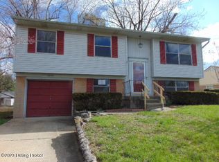 2009 The Meadow Rd, Louisville, KY 40223