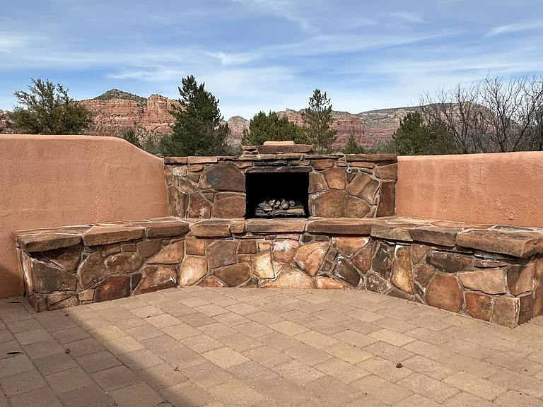 1170 Crown Ridge Rd — Photo 12