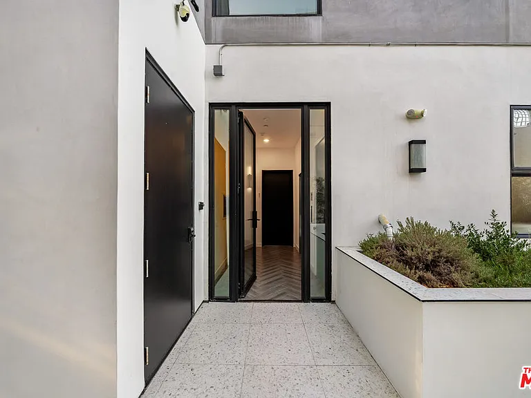 10563 Ashton Ave #1 — Photo 6