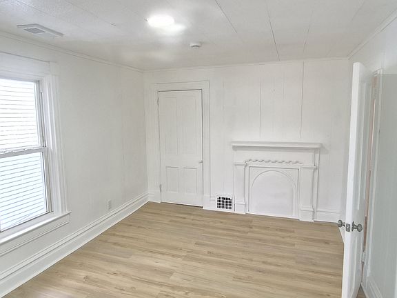 3rd image of 323 5th Ave #2