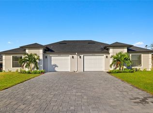 1576-1578 Gretchen Ave S, Lehigh Acres, FL 33973