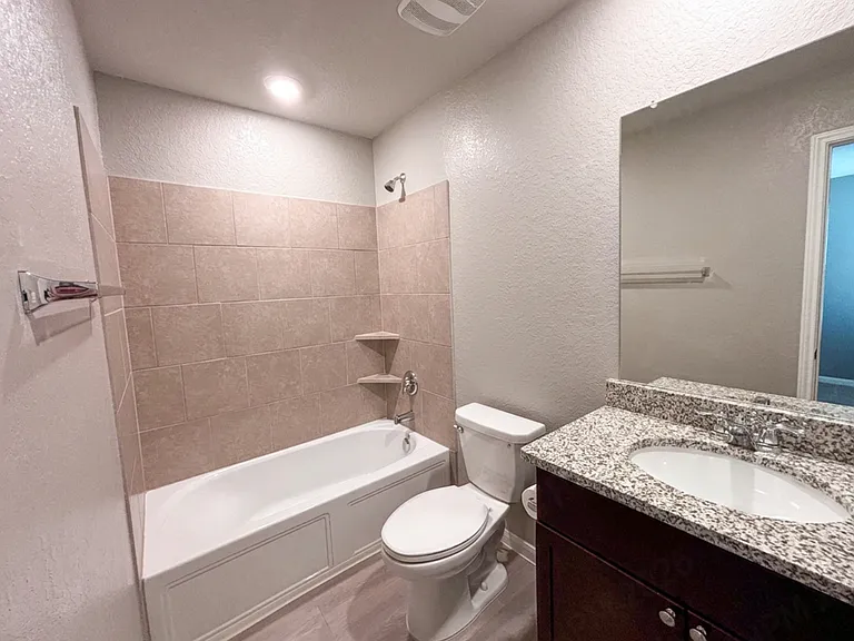 9723 Morgans Mls — Photo 9