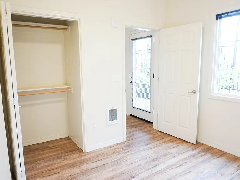 Goose Apartments — Photo 36