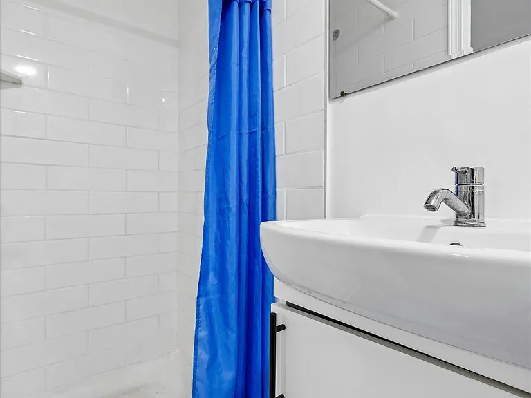 2308 Nicholas St — Photo 15