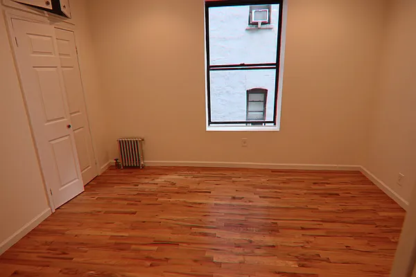 Rented by PMG Real Estate  | media 12