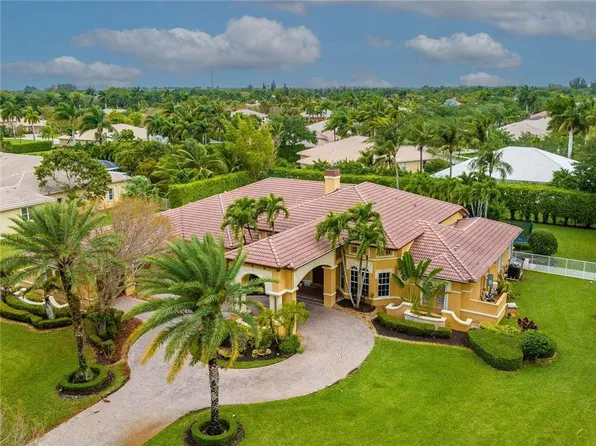 13397 Majestic Way, Cooper City, FL 33330