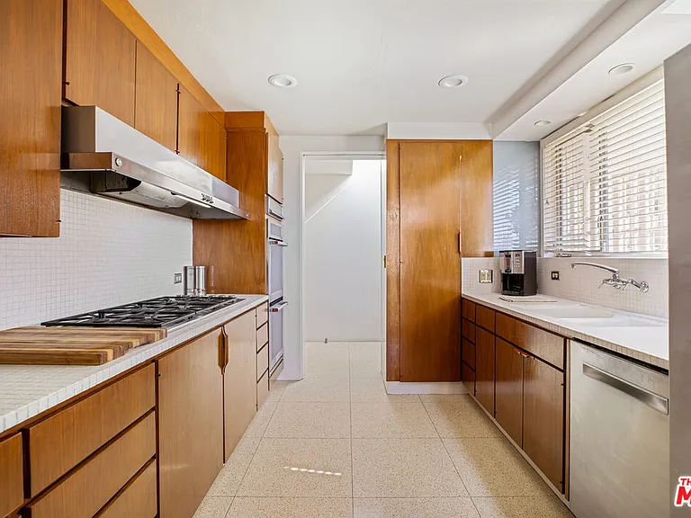 3346 Beverly Ranch Rd — Photo 16