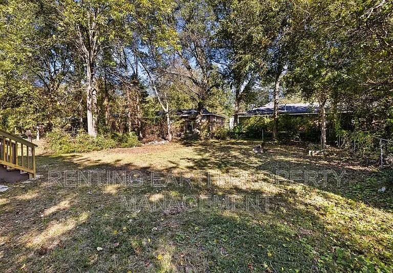 2309 Eufaula Ave — Photo 5