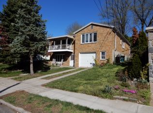 11 Shore Acres Rd, Staten Island, NY 10305