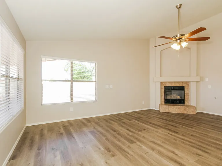 1745 N 125th Dr — Photo 3