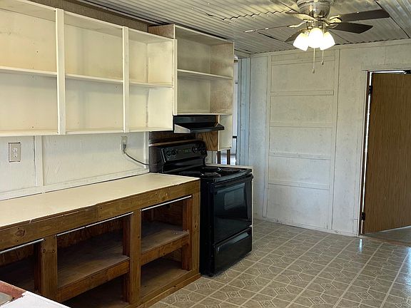 4th image of 2235 Chestnut St #A