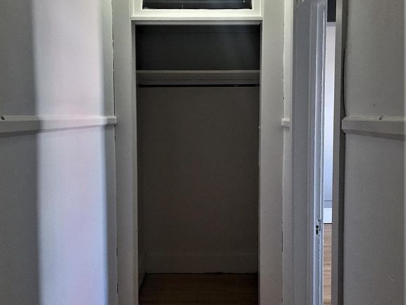 3rd image of 2609 Hennepin Ave APT 202