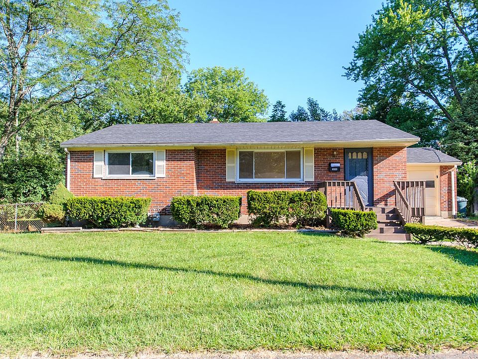 1st image of 2656 Royal Glen Dr