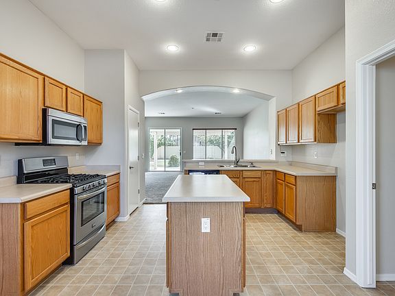 2nd image of 411 W Musket Pl