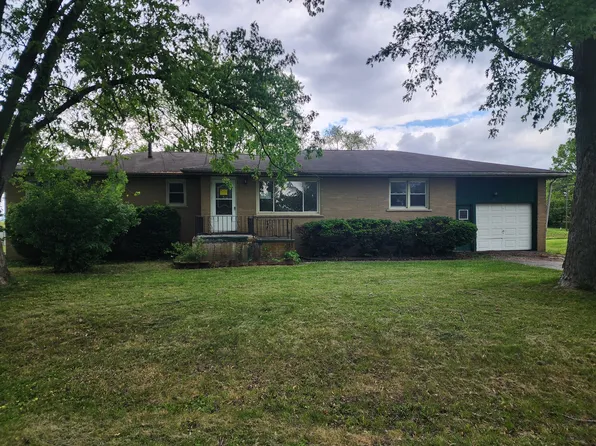 2886 S Southbrook Dr, Kankakee, IL 60901