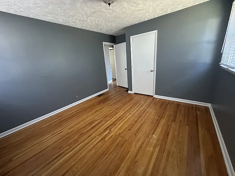 646 Briarwood Rd #A — Photo 8