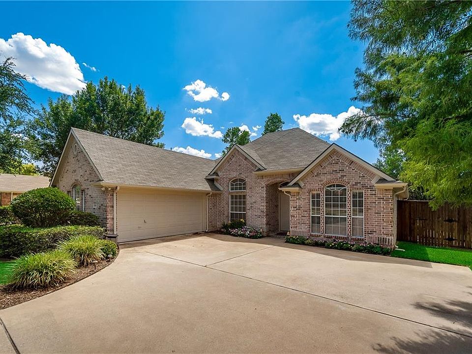 1st image of 4509 Fairlake Dr