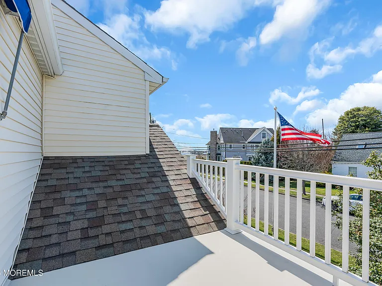 124 Neptune Pl — Photo 27