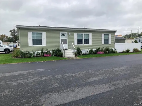 7424 Marquis Dr, Trexlertown, PA 18087