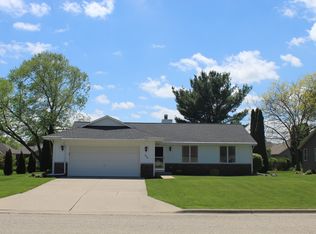 4004 Tisbury Dr, Janesville, WI 53546
