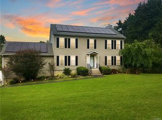 4 Griffin Ln, Hopewell Junction, NY 12533