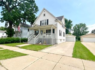 154 W Arndt St, Fond Du Lac, WI 54935