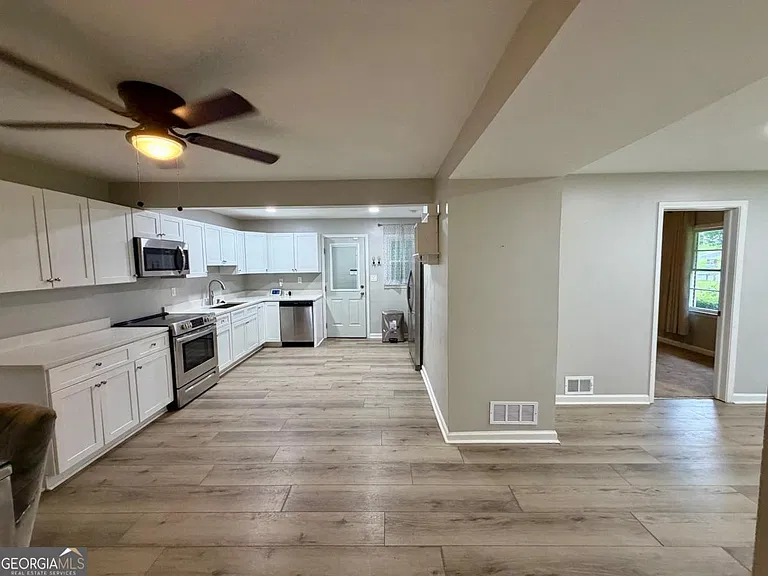 2442 Antwerp Dr SE — Photo 4
