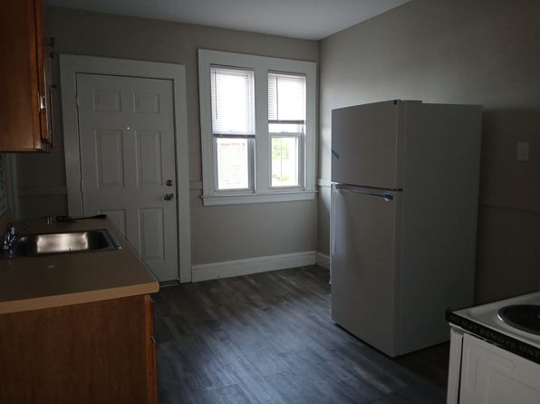 327 Washington St APT A2