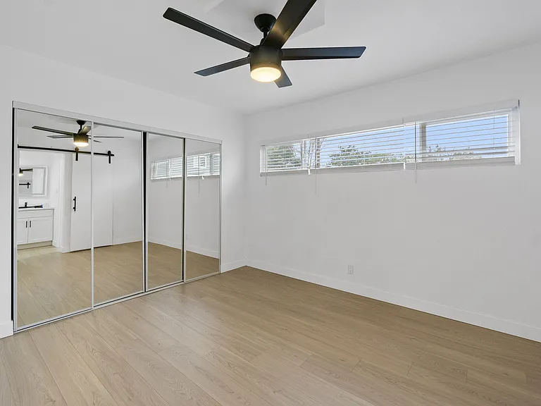 Torrance Gateway Apartments — Photo 17