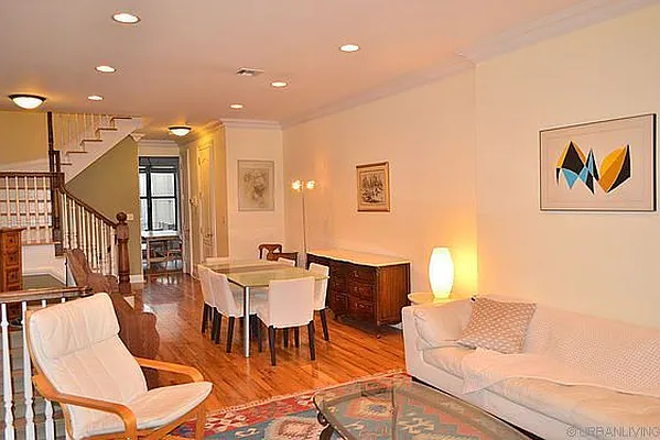 Rented by Urban Living | media 30