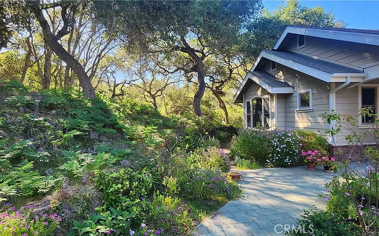 1961 Vineyard View Ln — Photo 10