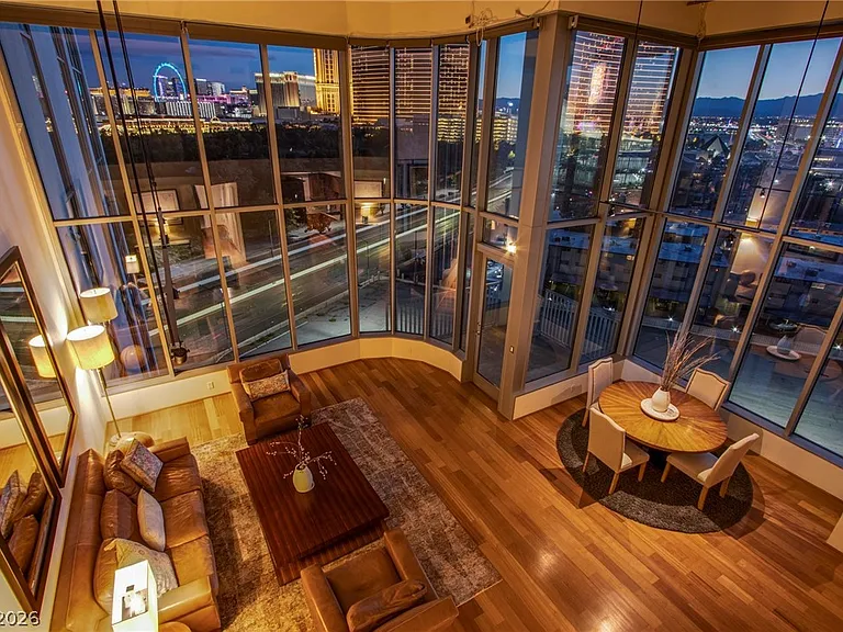 360 E Desert Inn Rd #1008 — Photo 44