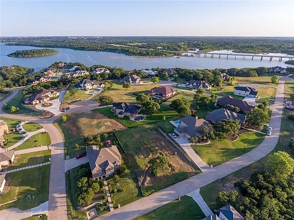 5th image of 2206 Pinnell Ct Lot 30