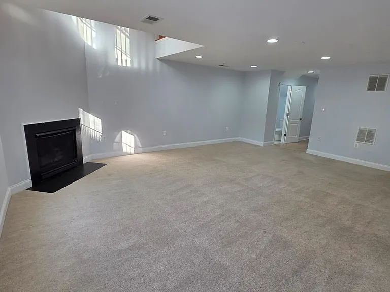 9127 Marlove Oaks Ln — Photo 3