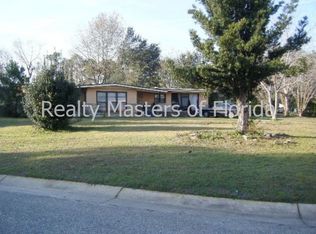 21 Vanderbilt Rd, Pensacola, FL 32506