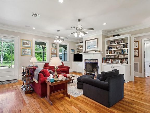 5th image of 20407 Smith Rd