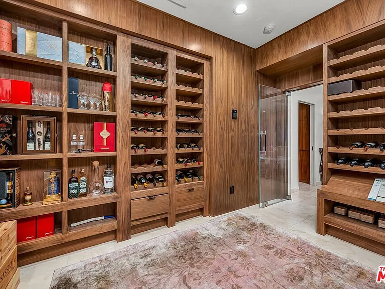 3110 Benedict Canyon Dr — Photo 29