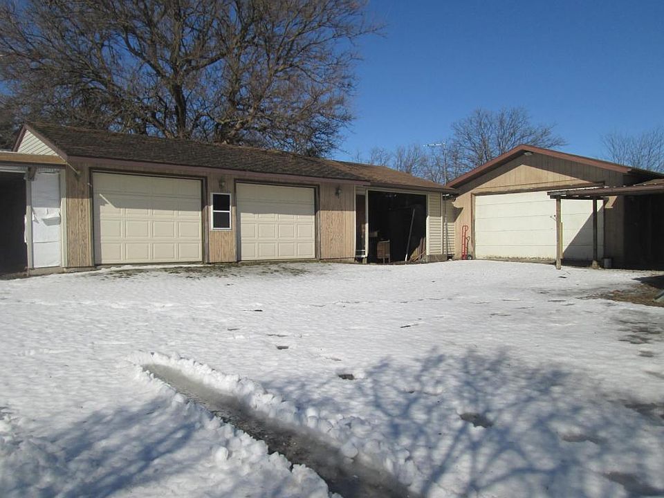 2nd image of 1328 8th St