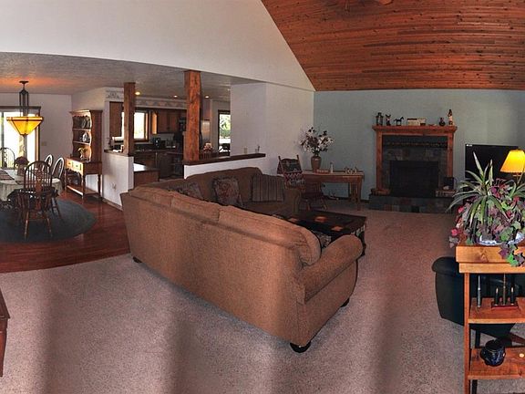 4th image of 2633 NW Broadview Ct