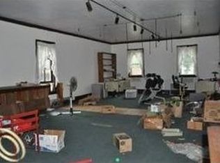 1404 Faussett Rd, Howell, MI 48855