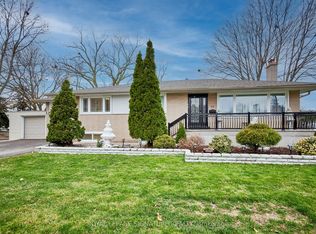 43 Meadowacres Dr #Basement, Toronto, ON M1T 1B3