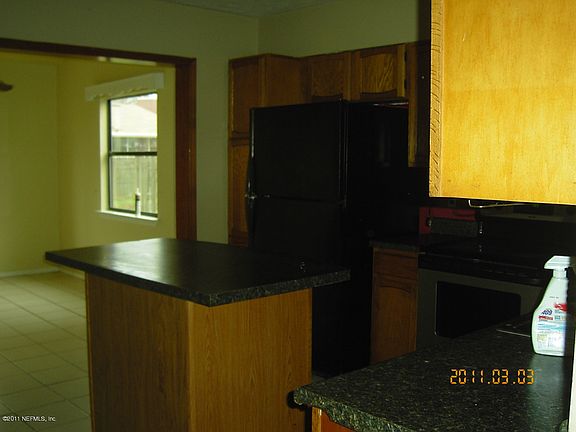 3rd image of 2421 White Horse Road W