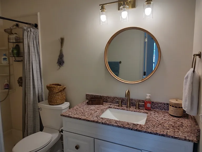 Monticello Dr — Photo 8