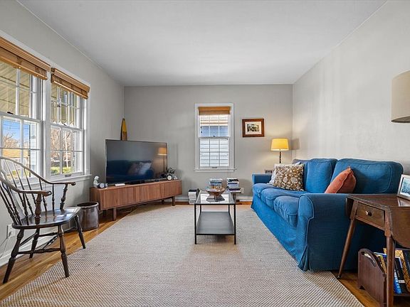 5th image of 1605 56th St