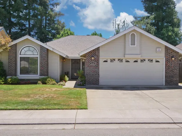 2438 W Tokay St, Lodi, CA 95242