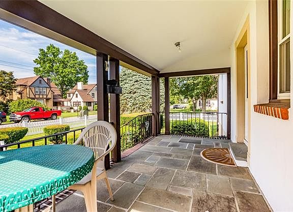 2nd image of 23 Benedict Ave